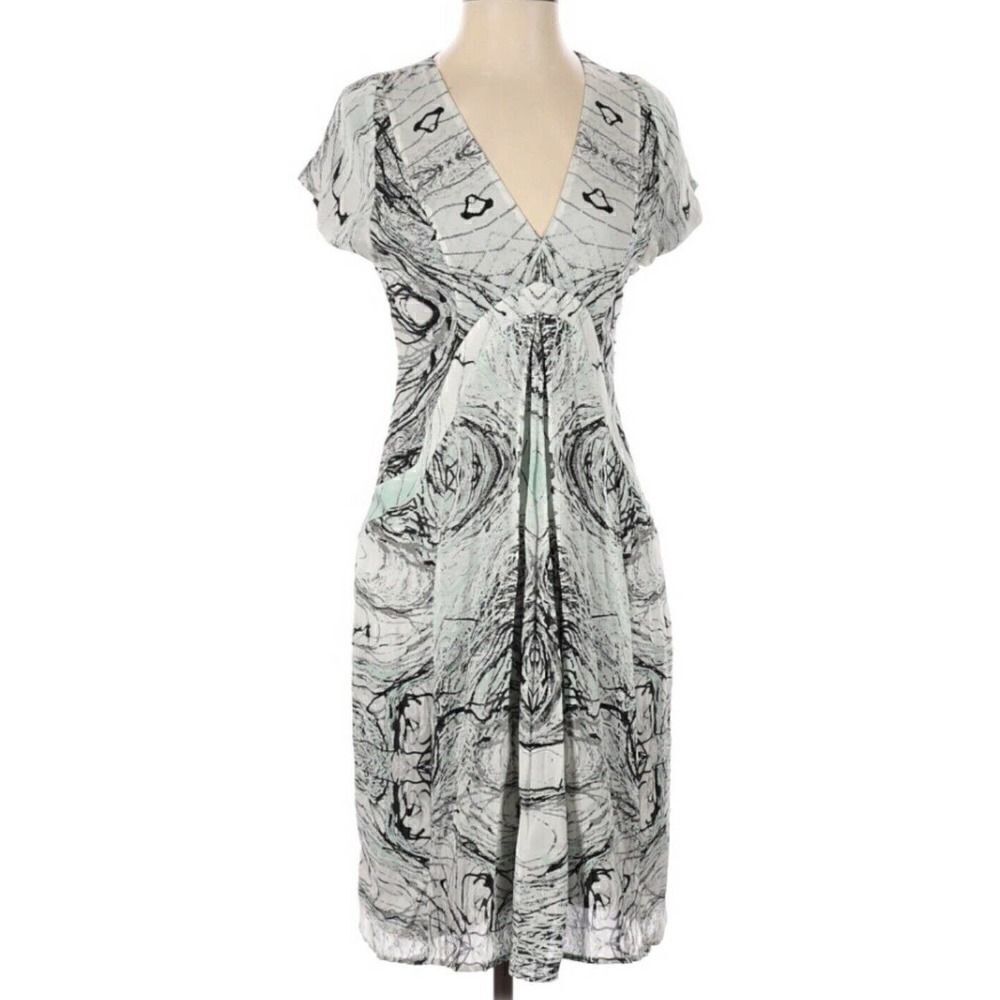 Brian Reyes Designer Silk Short Sleeve Shift Dress